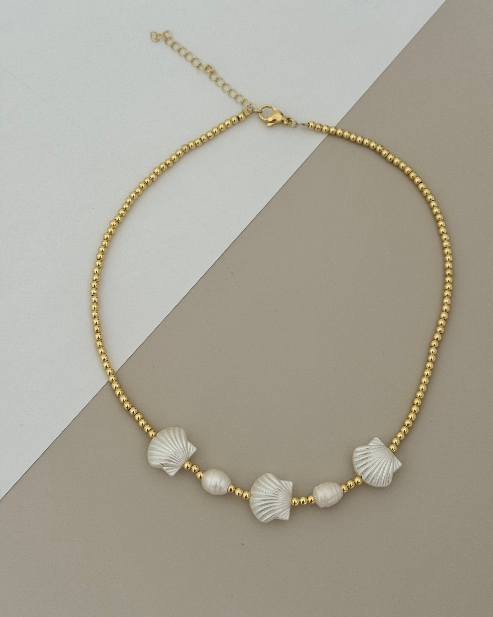 Shell Bead Necklace - Necklace | LimaLimón Store - 3