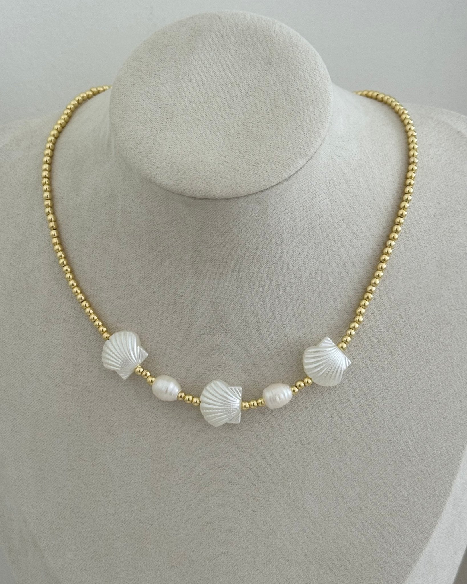 Shell Bead Necklace - Necklace | LimaLimón Store - 6