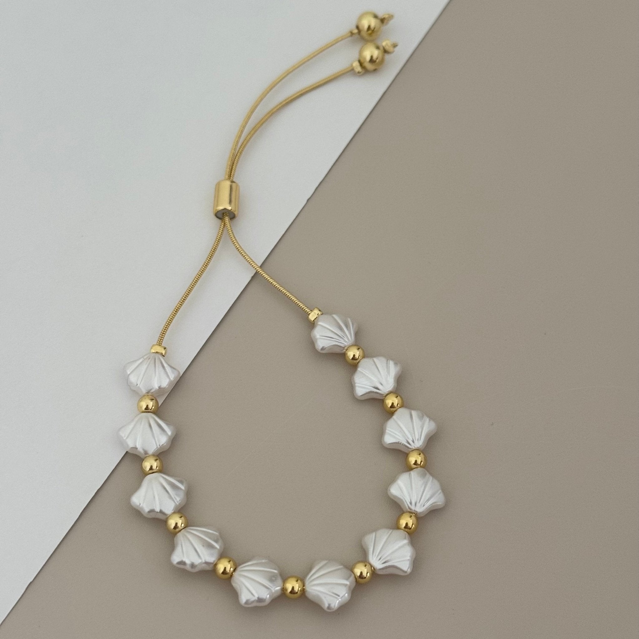 Shell Bracelet - Bracelets | LimaLimón Store - 1