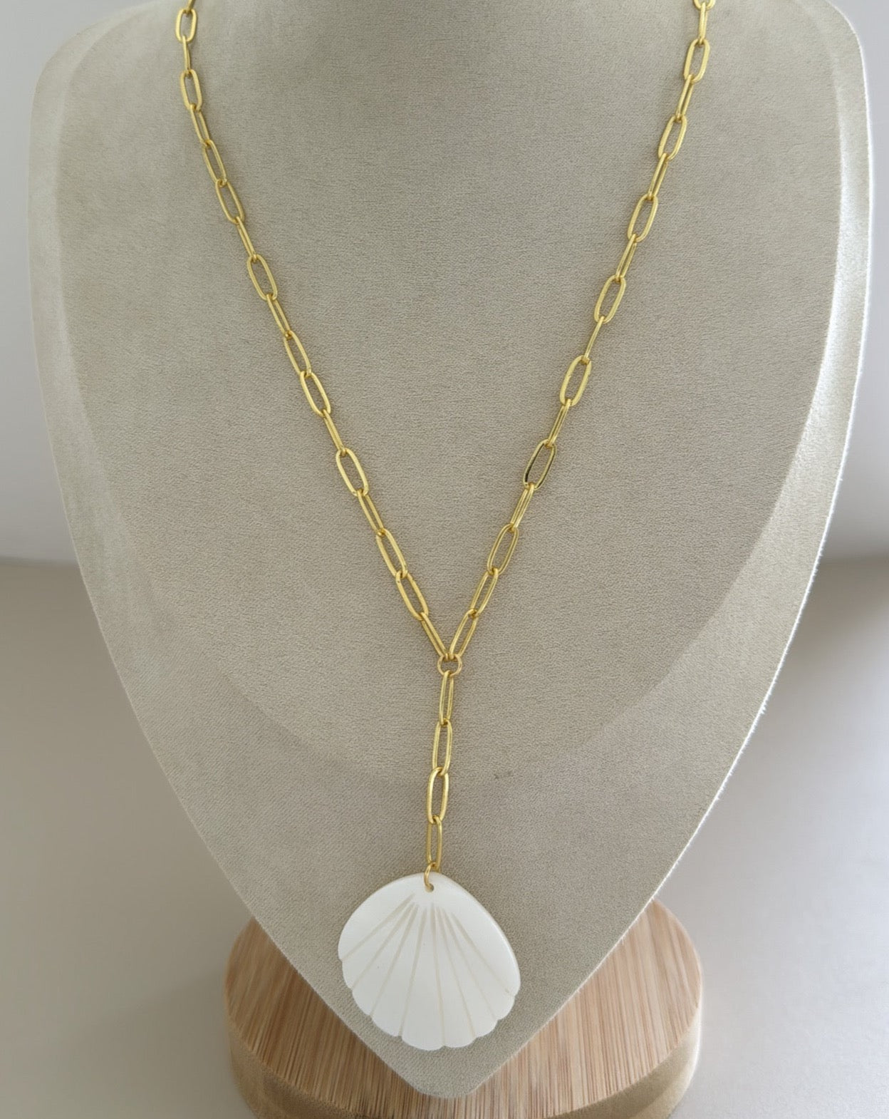 Shell Peper Clip Necklace - Necklace | LimaLimón Store - 3