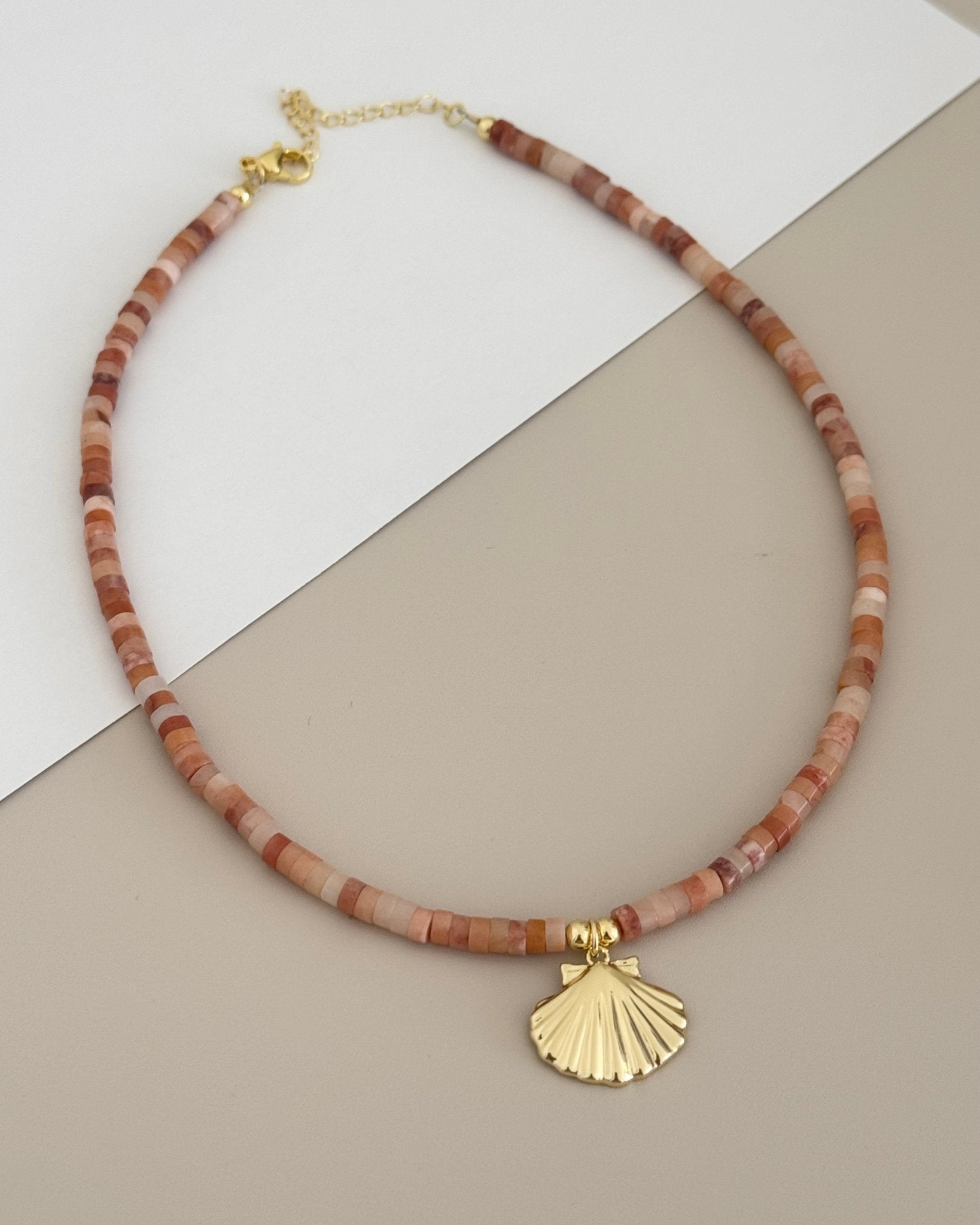 Shell Summer Necklace - Necklaces | LimaLimón Store - 1