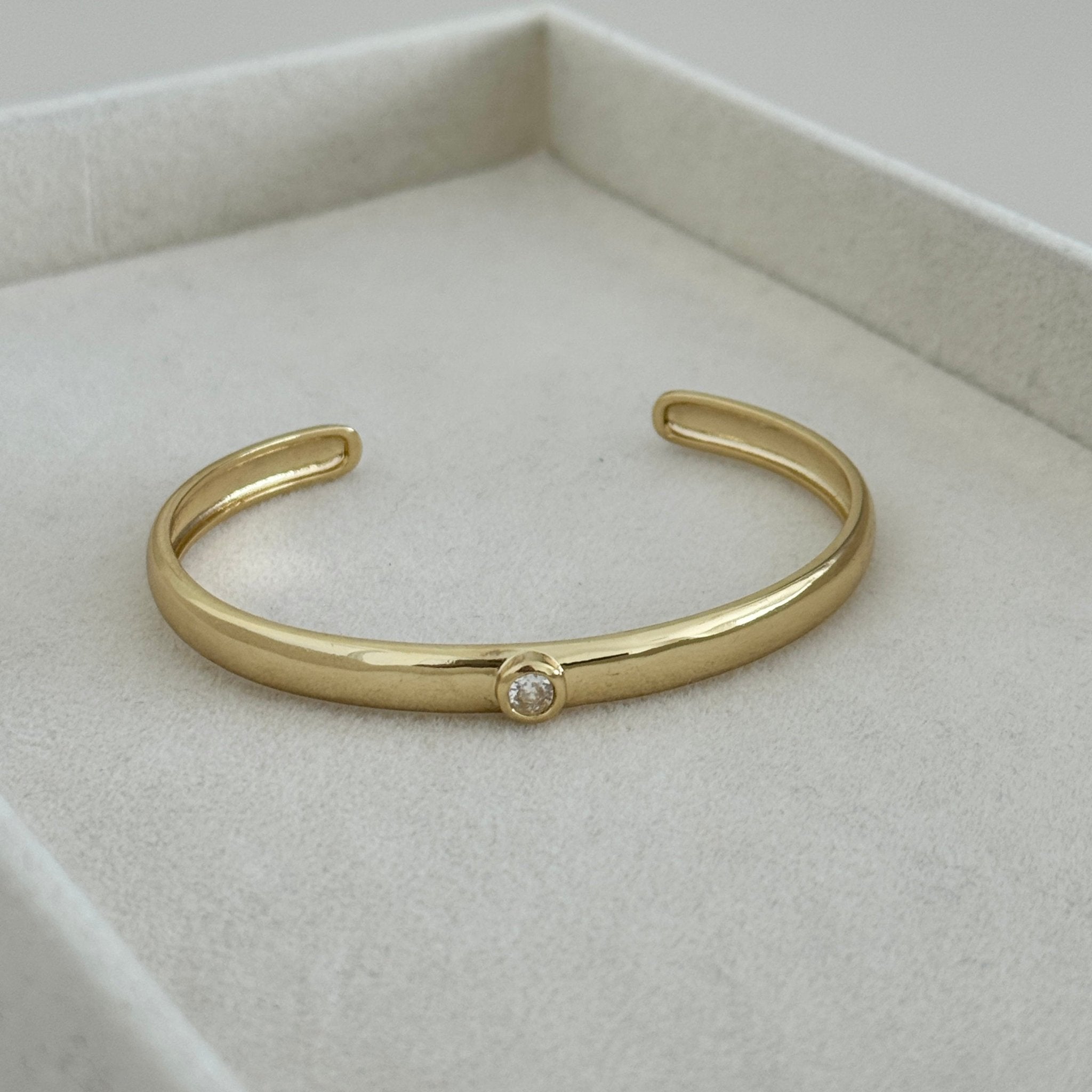 Single Stone Bangle - Bracelets | LimaLimón Store - 2