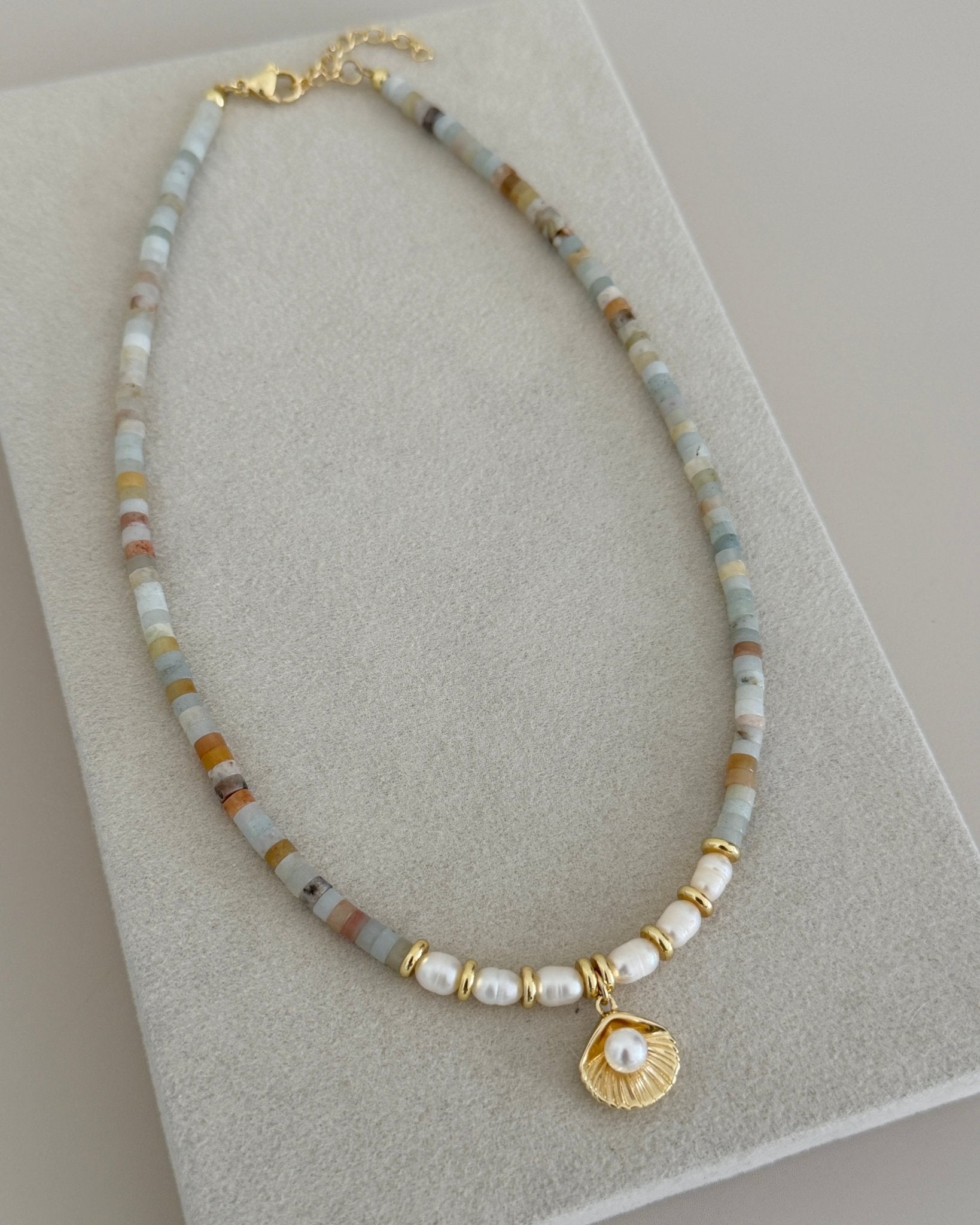 Soft Neutral Beaded Necklace - Necklaces | LimaLimón Store - 1