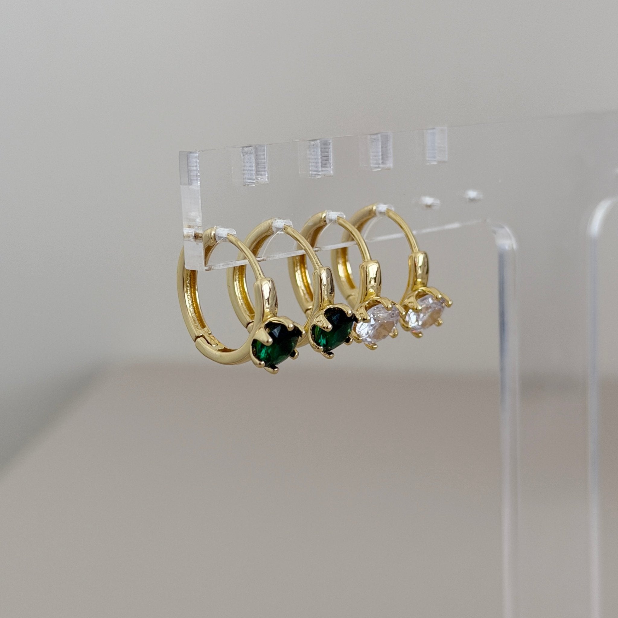 Solitaire Huggie Earrings - Earring | LimaLimón Store - 5