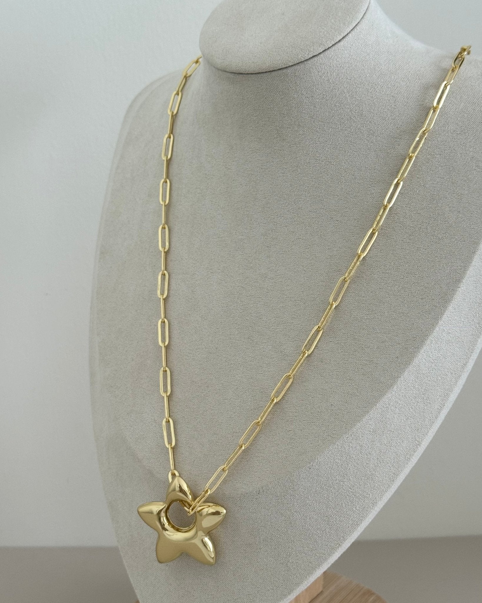Star Necklace - Necklace | LimaLimón Store - 3