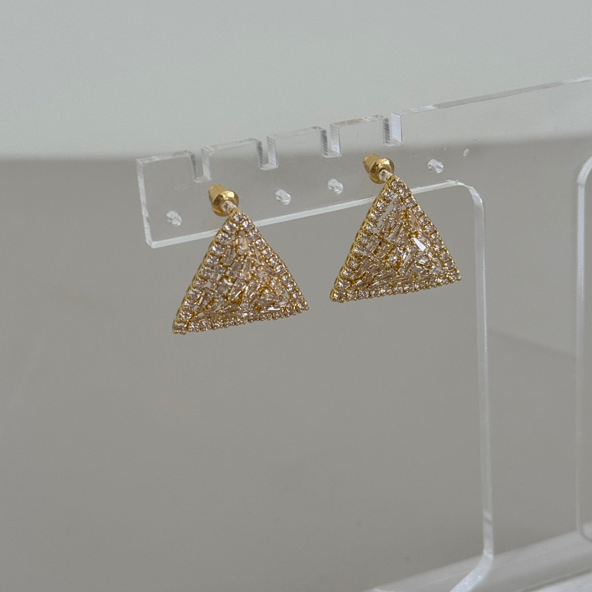 Triangle Stud - Earring | LimaLimón Store - 5