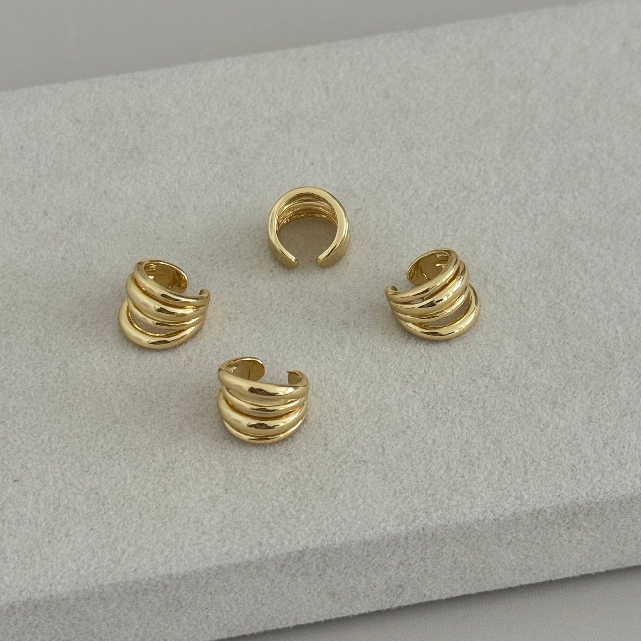 Triple Band Adjustable Ear Cuff (Single Piece) - Earring | LimaLimón Store - 1