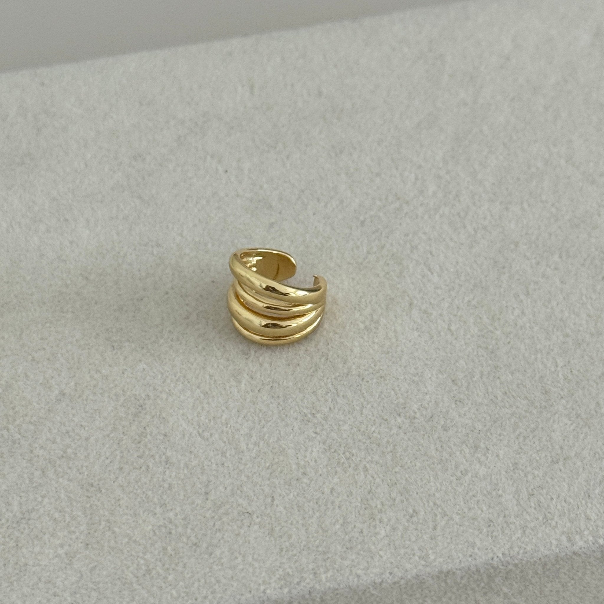 Triple Band Adjustable Ear Cuff (Single Piece) - Earring | LimaLimón Store - 2