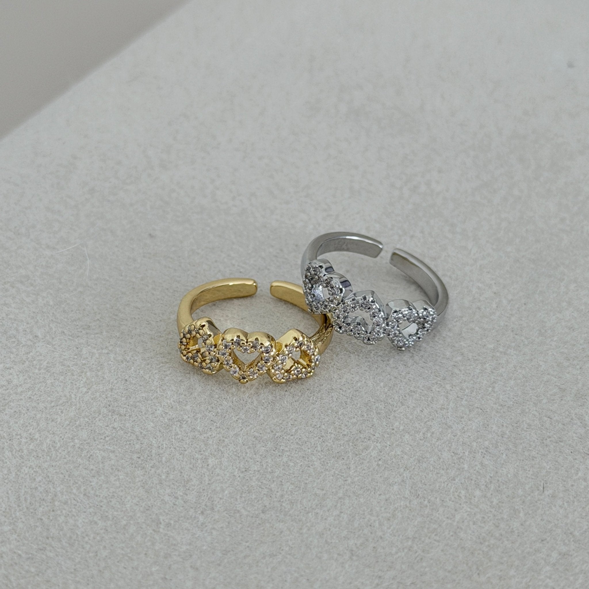 Triple Heart Crystal Ring - ring jewelry | LimaLimón Store - 1