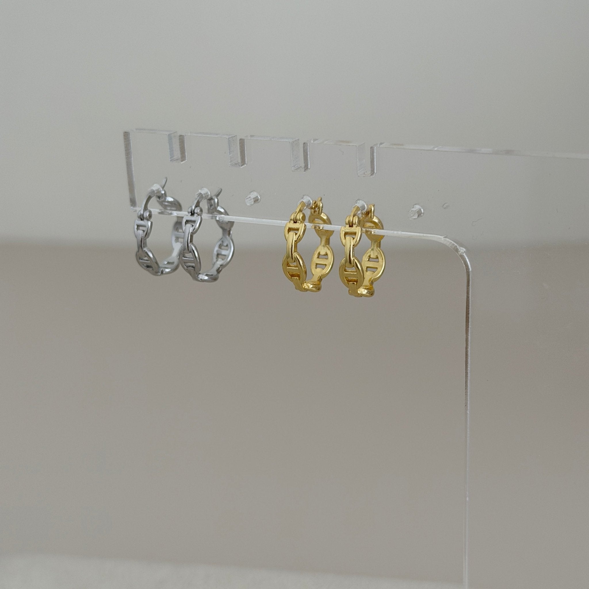 Twisted Mini Hoop Earrings - Earring | LimaLimón Store - 5