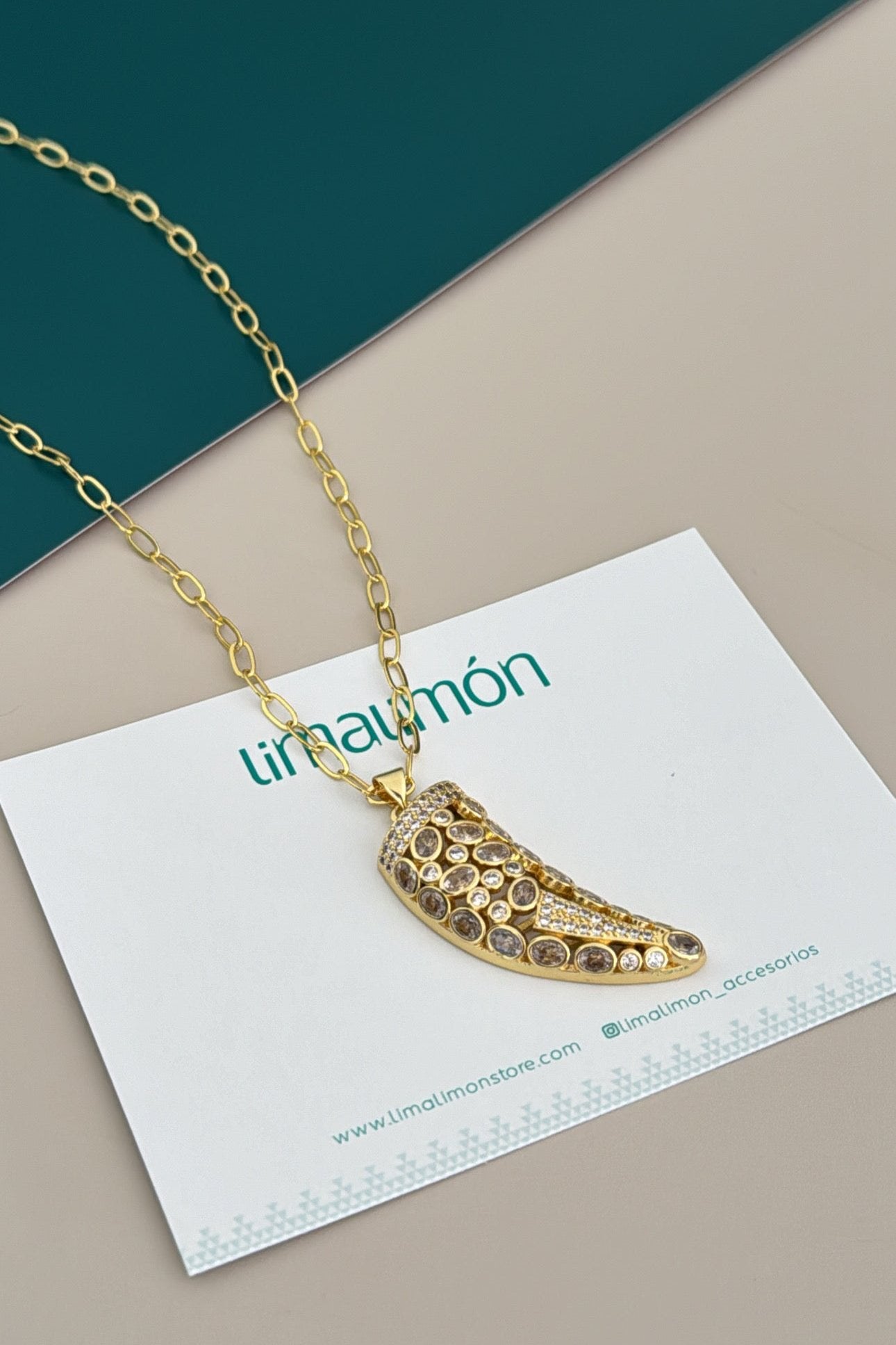 Zirconia Charm Necklace - LimaLimón Store