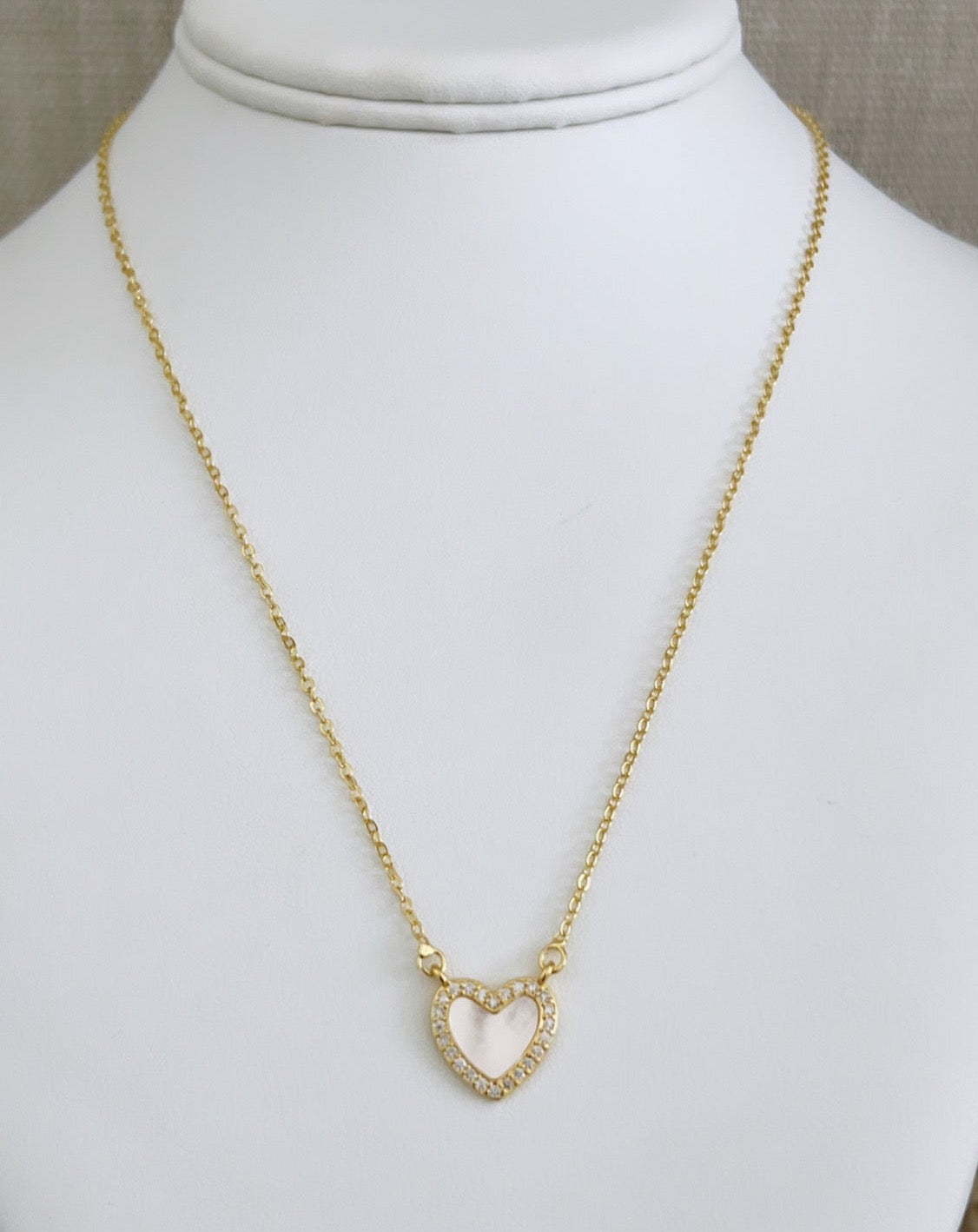Heart Nacre Necklace