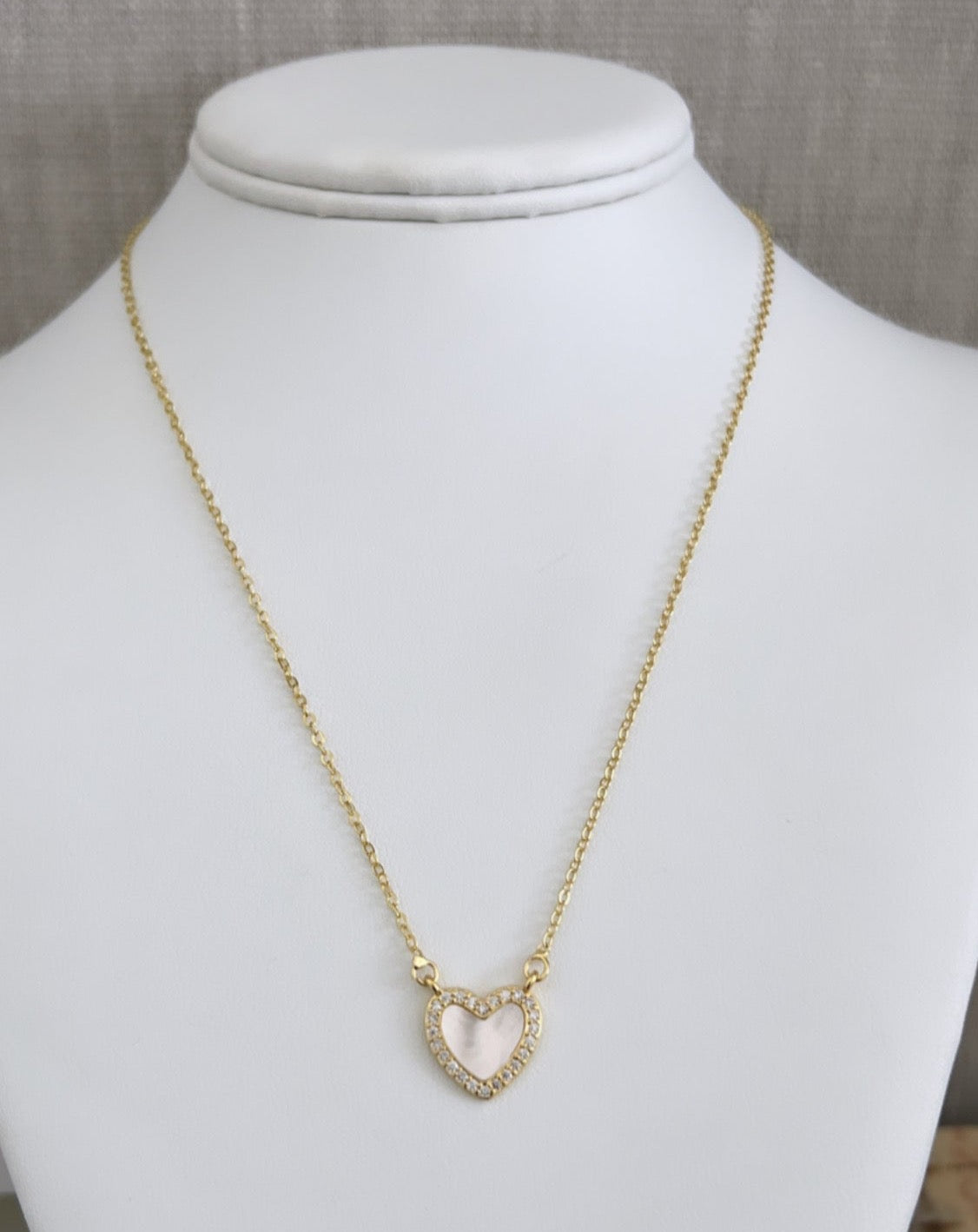 Heart Nacre Necklace