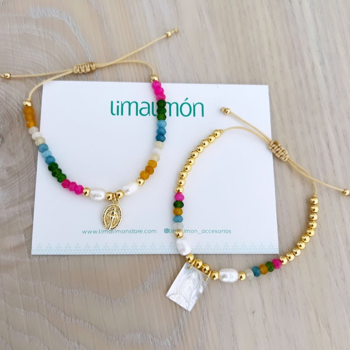 Colors and Gold Bead Bracelet - Ropa y accesorios | LimaLimón Store - 1