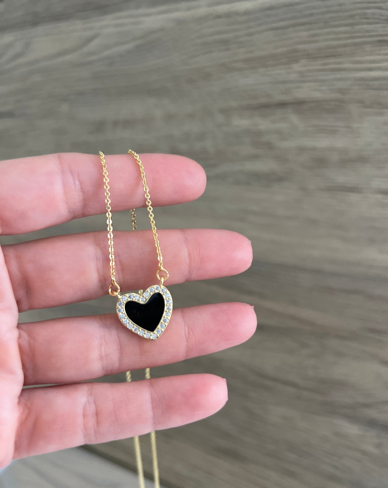 Enamel Heart Necklace - Necklaces | LimaLimón Store - 4