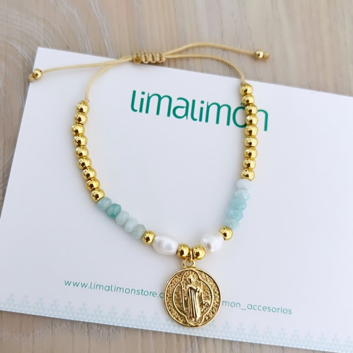 Gold Beads and Pearls Bracelet - Ropa y accesorios | LimaLimón Store - 2