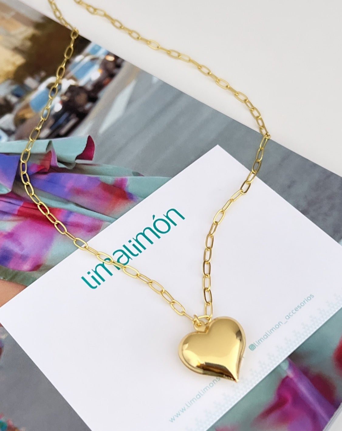 Gold Heart Necklace - Necklace | LimaLimón Store - 2