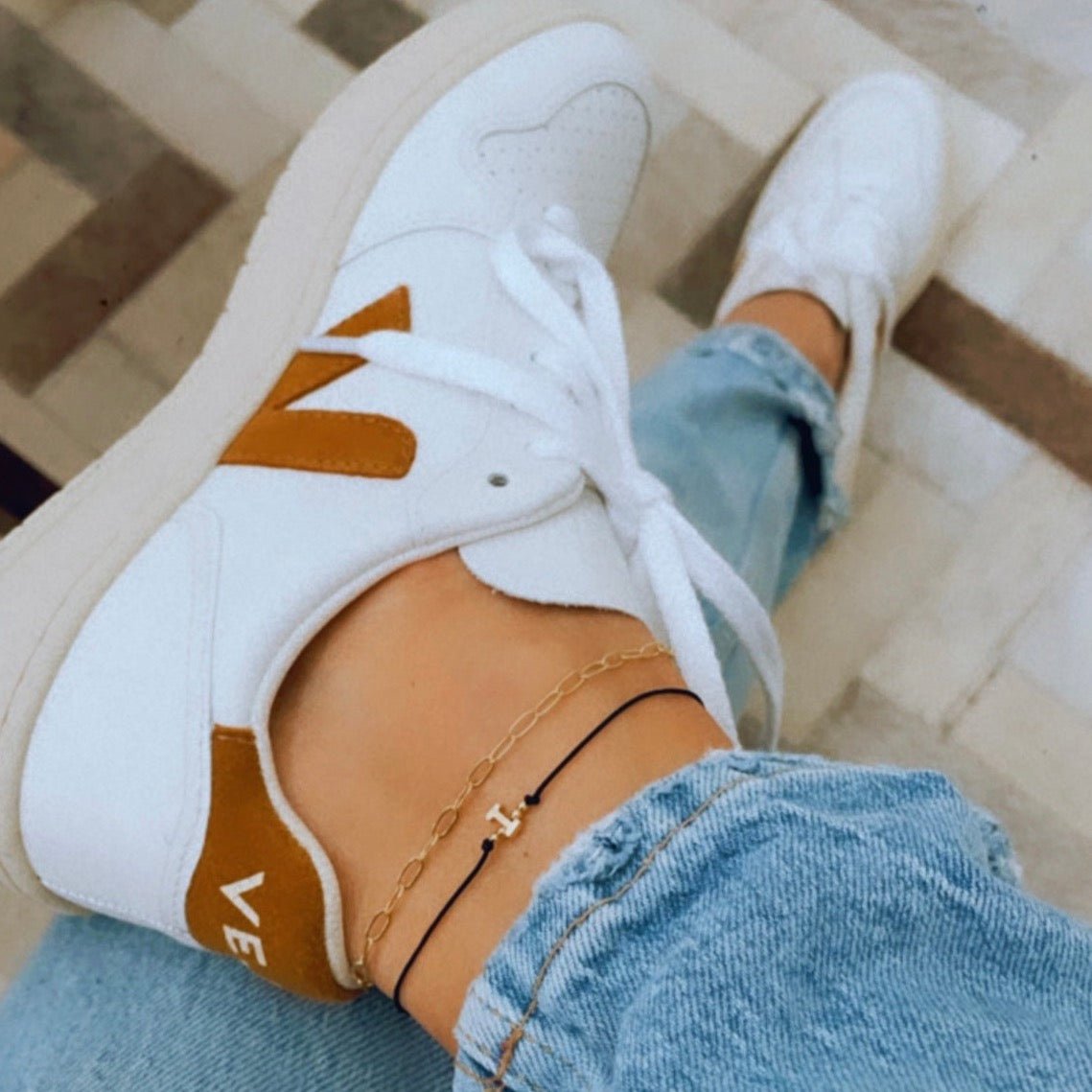 Initial Black Anklet - Anklet | LimaLimón Store - 1