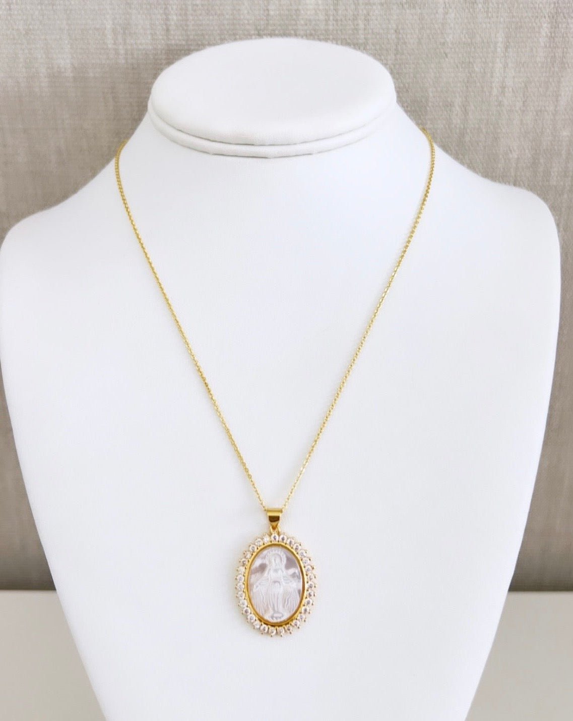 Miracle Virgin Necklace - Necklace | LimaLimón Store - 4