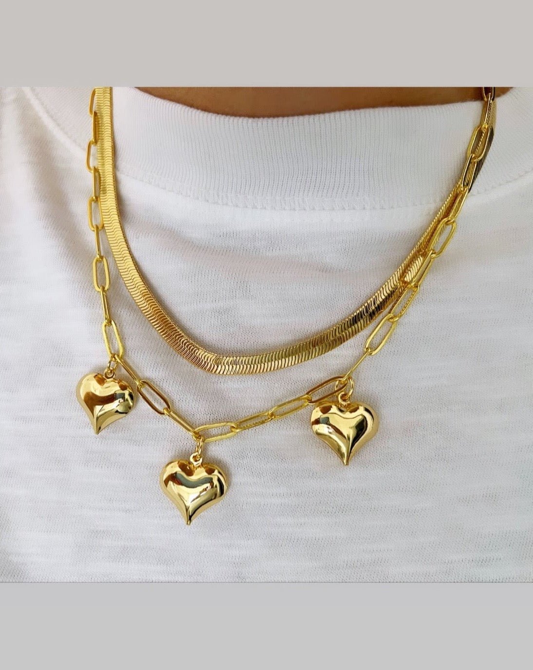 Triple Hearts Necklace - Ropa y accesorios | LimaLimón Store - 1