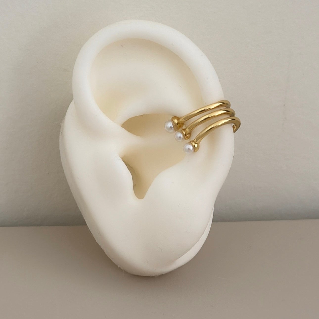 Pearls Ear Cuff