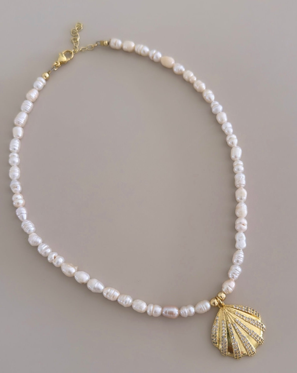 Pearls Shell Necklace