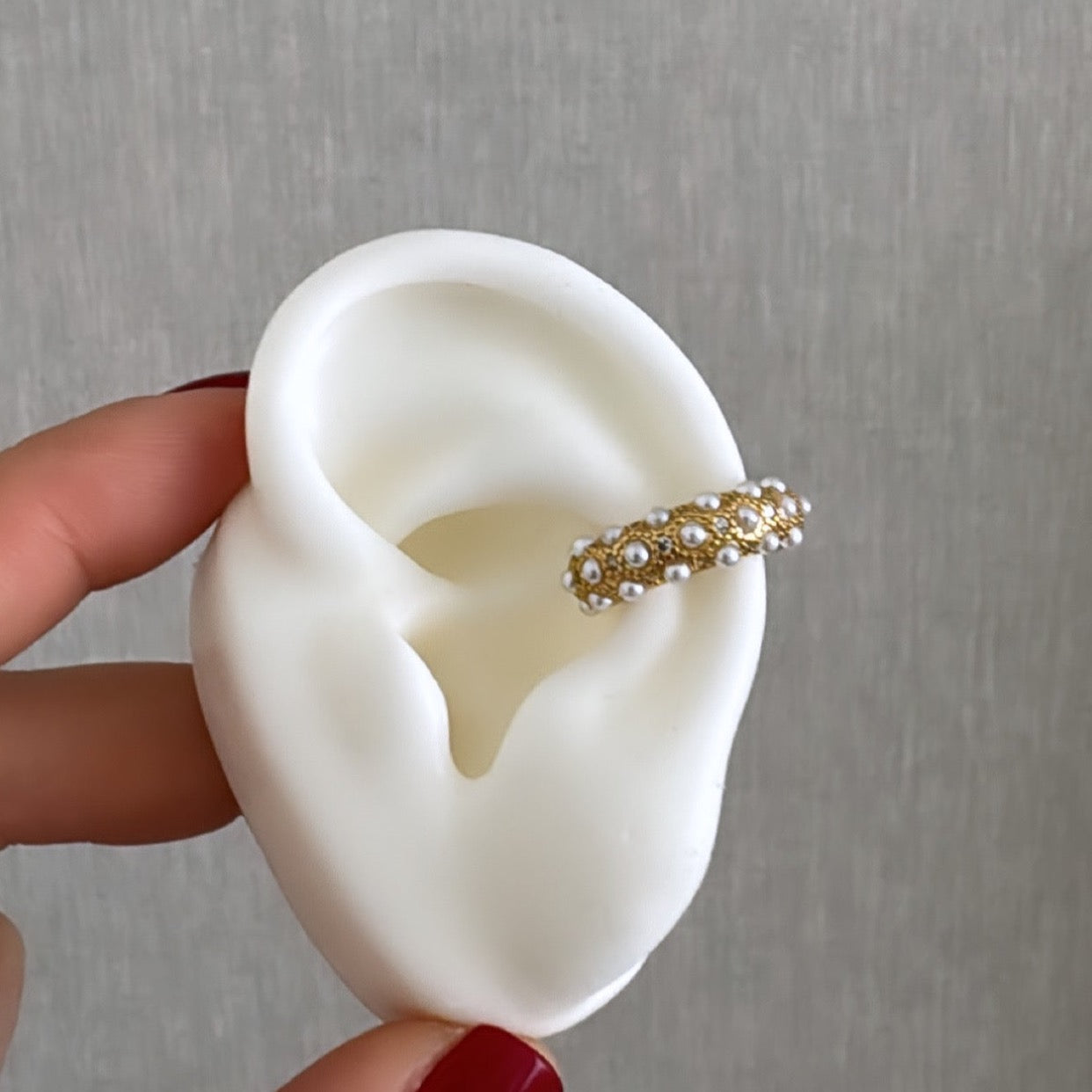 Pearls Ear Cuff