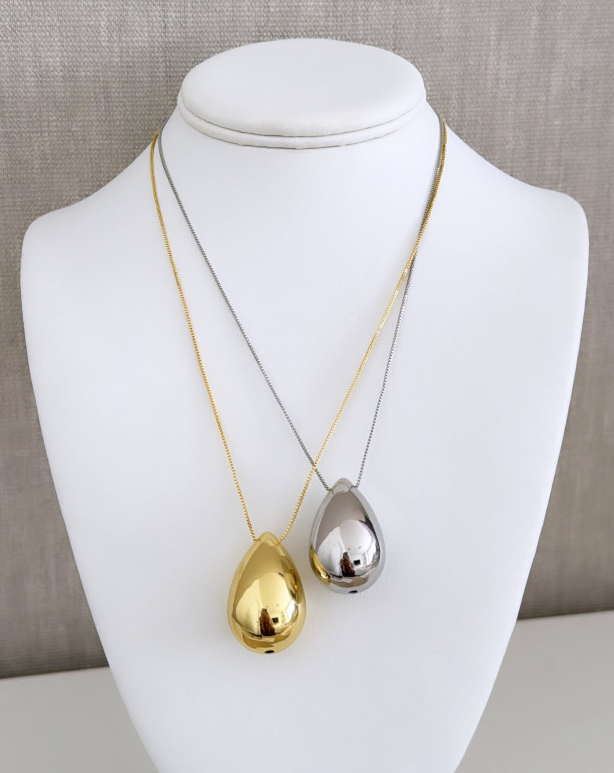 Ball Necklace