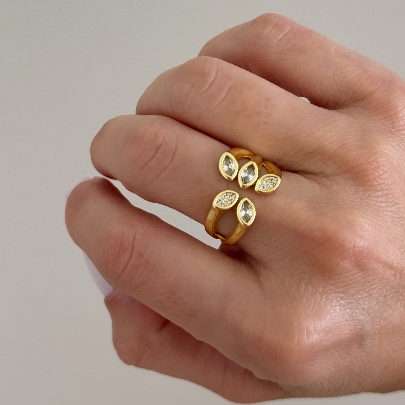 Gold Zirconia Ring