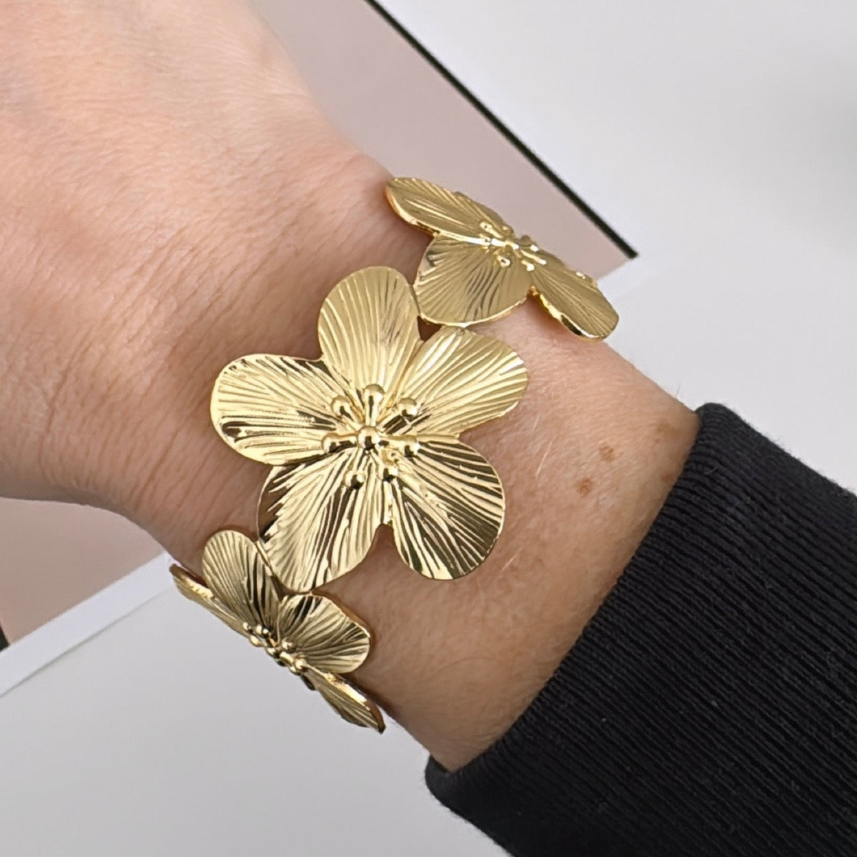 Flowers Bangle