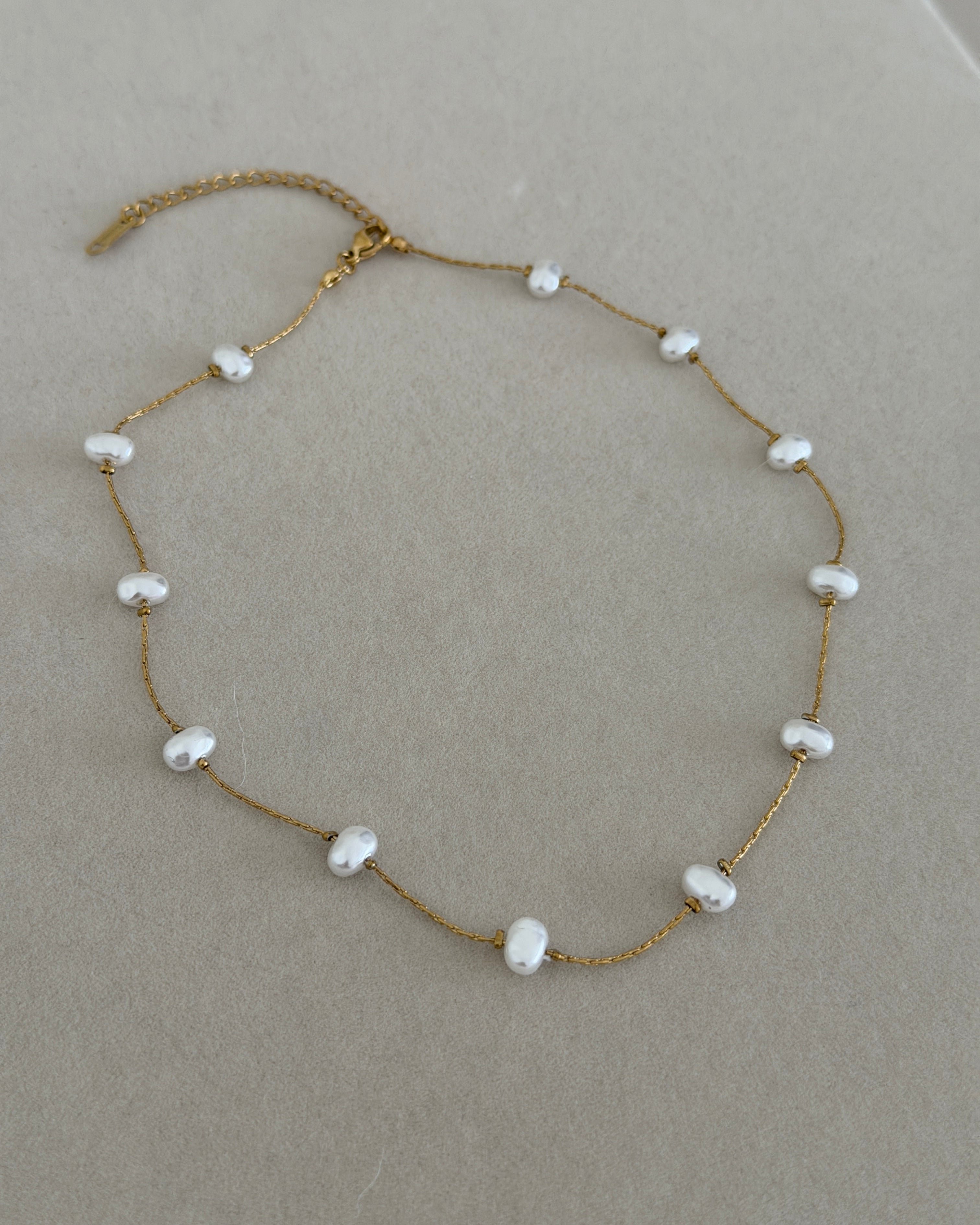 Pearl Glow Necklace
