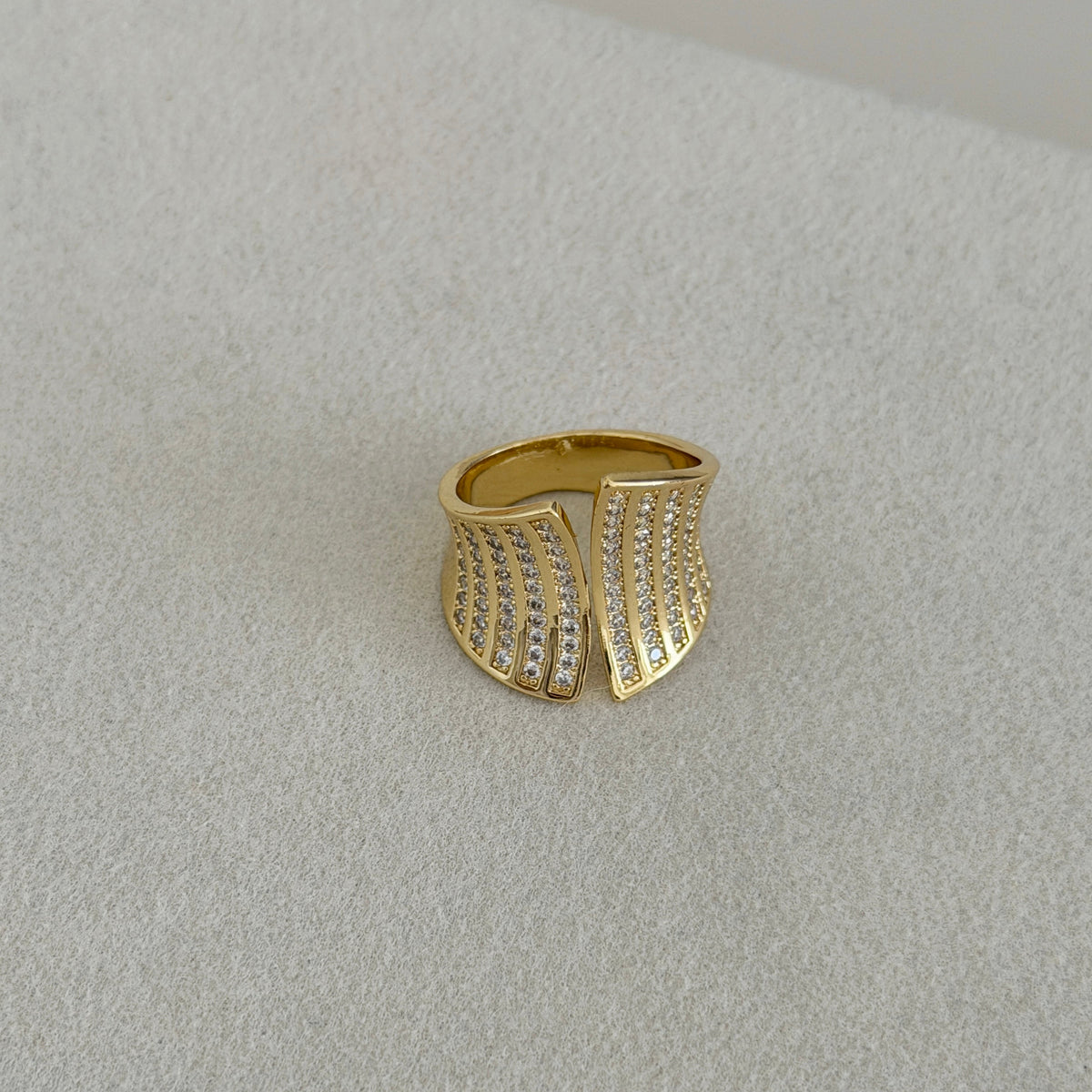 Wave Crystal Ring