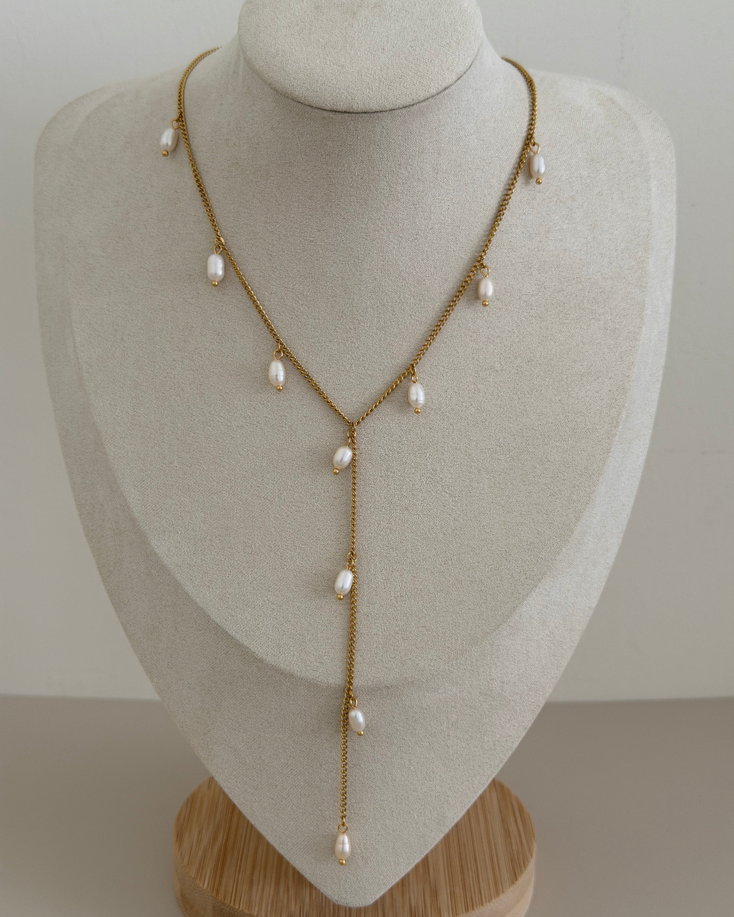 Isla Pearl Lariat Necklace