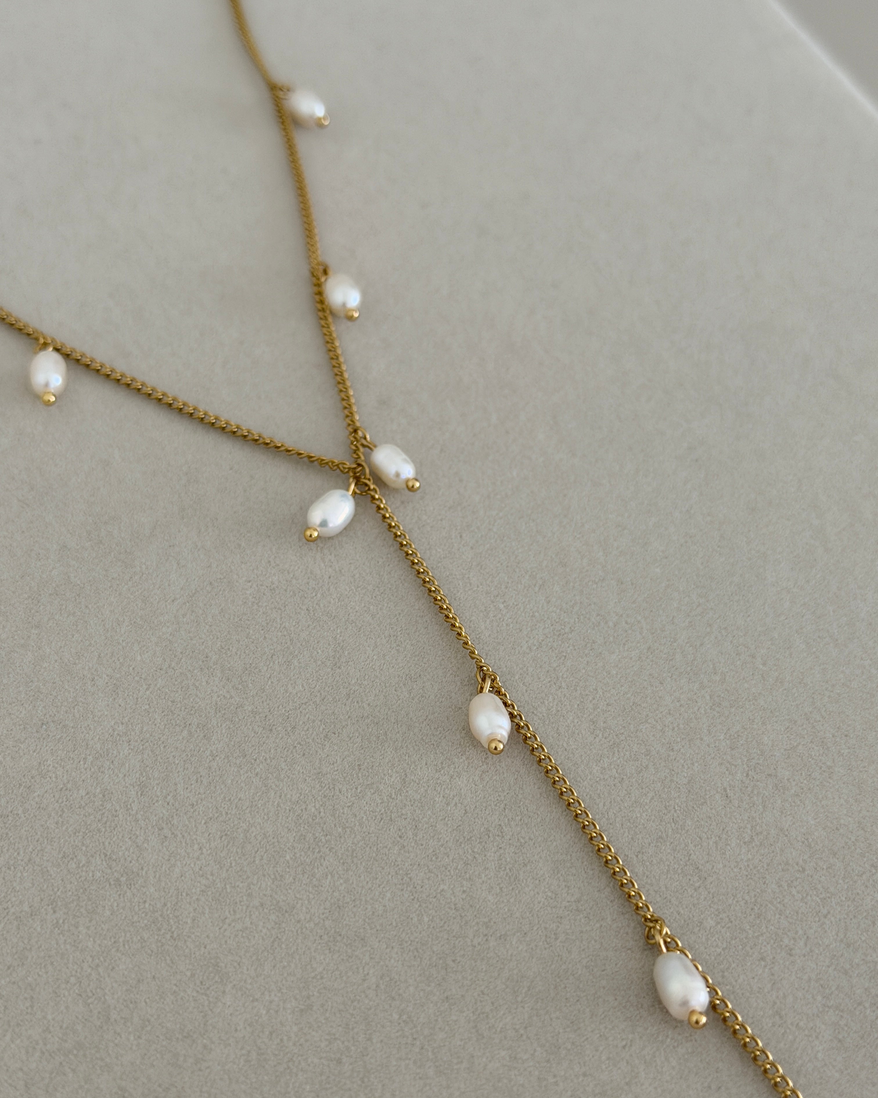 Isla Pearl Lariat Necklace
