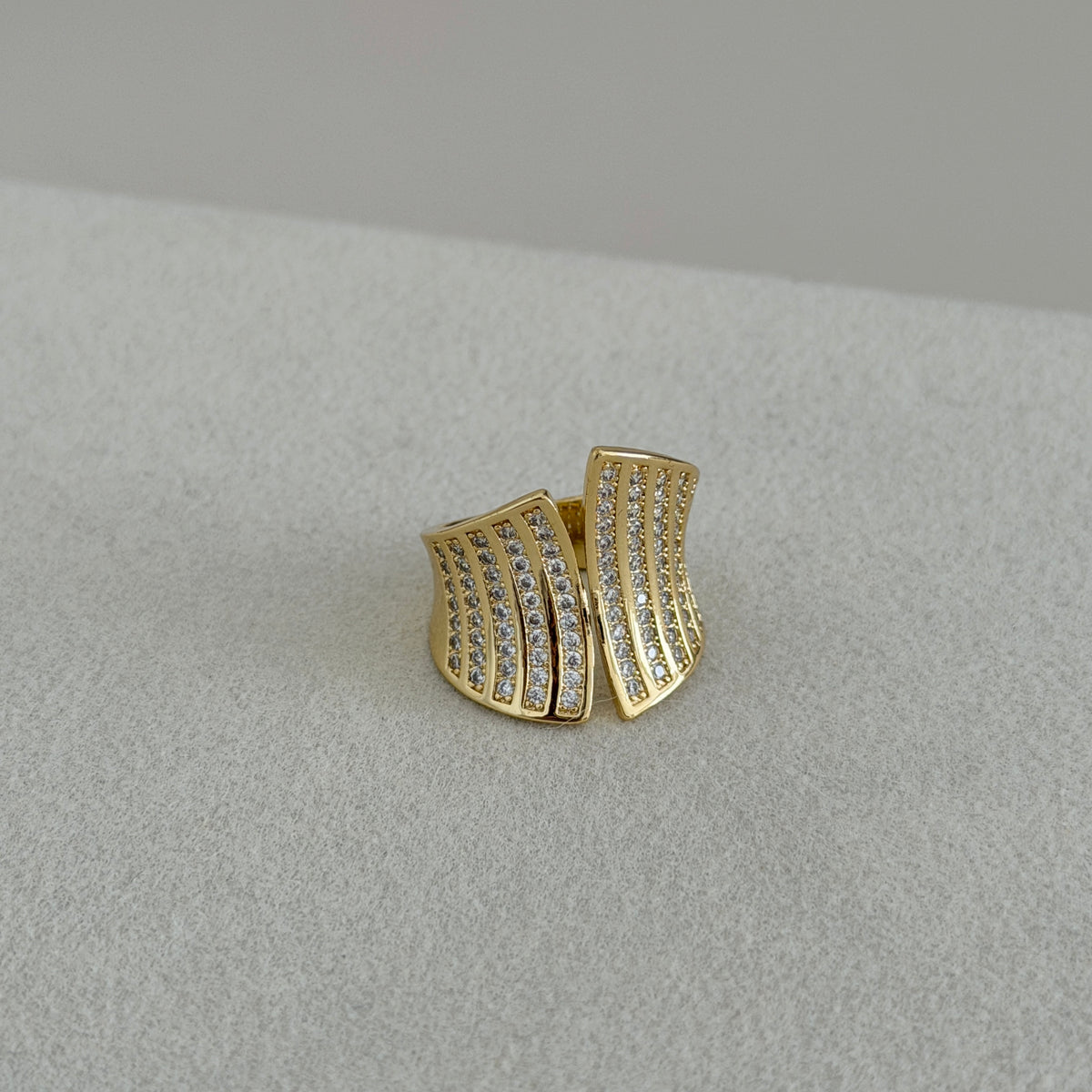 Wave Crystal Ring