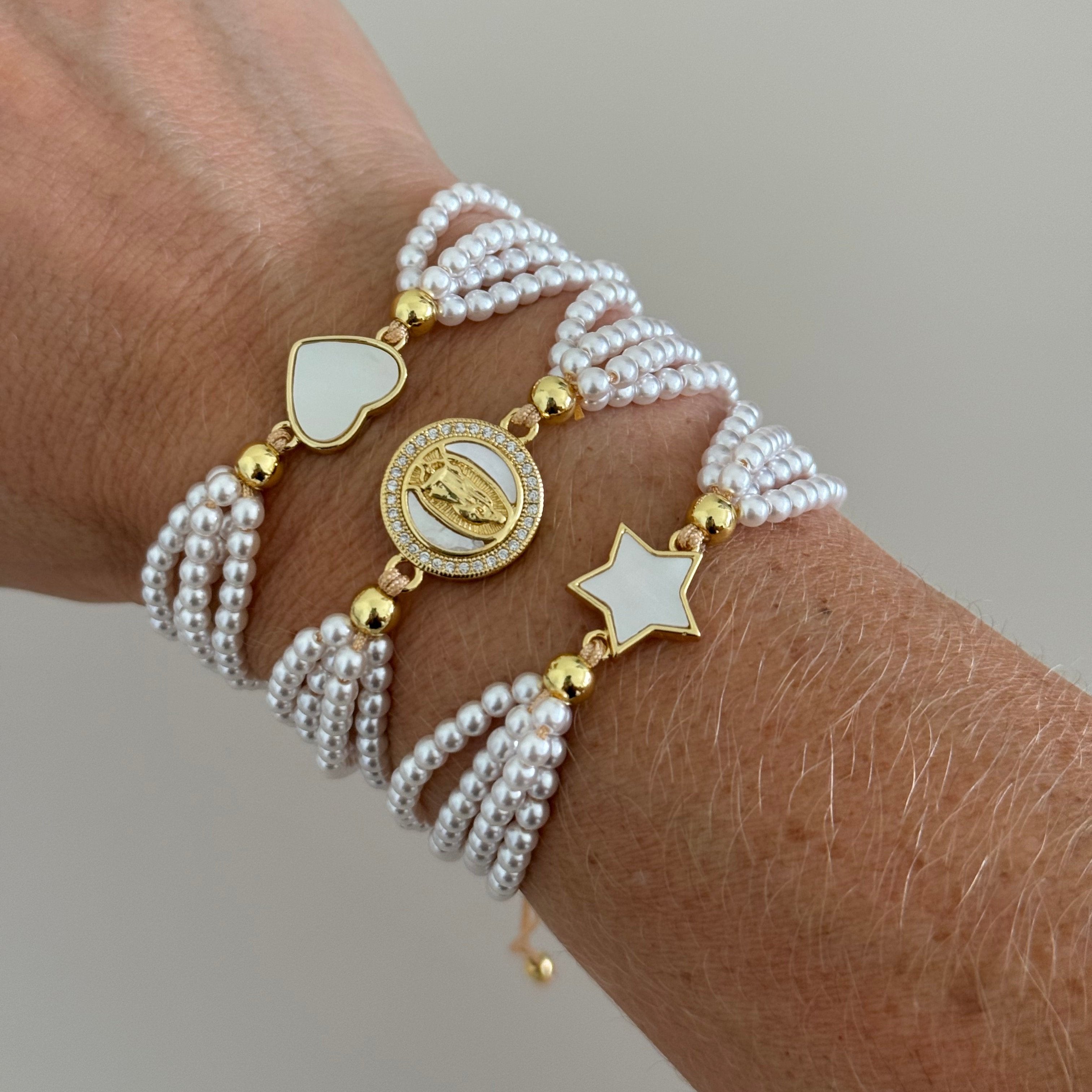 Pearls Adjustable Bracelet