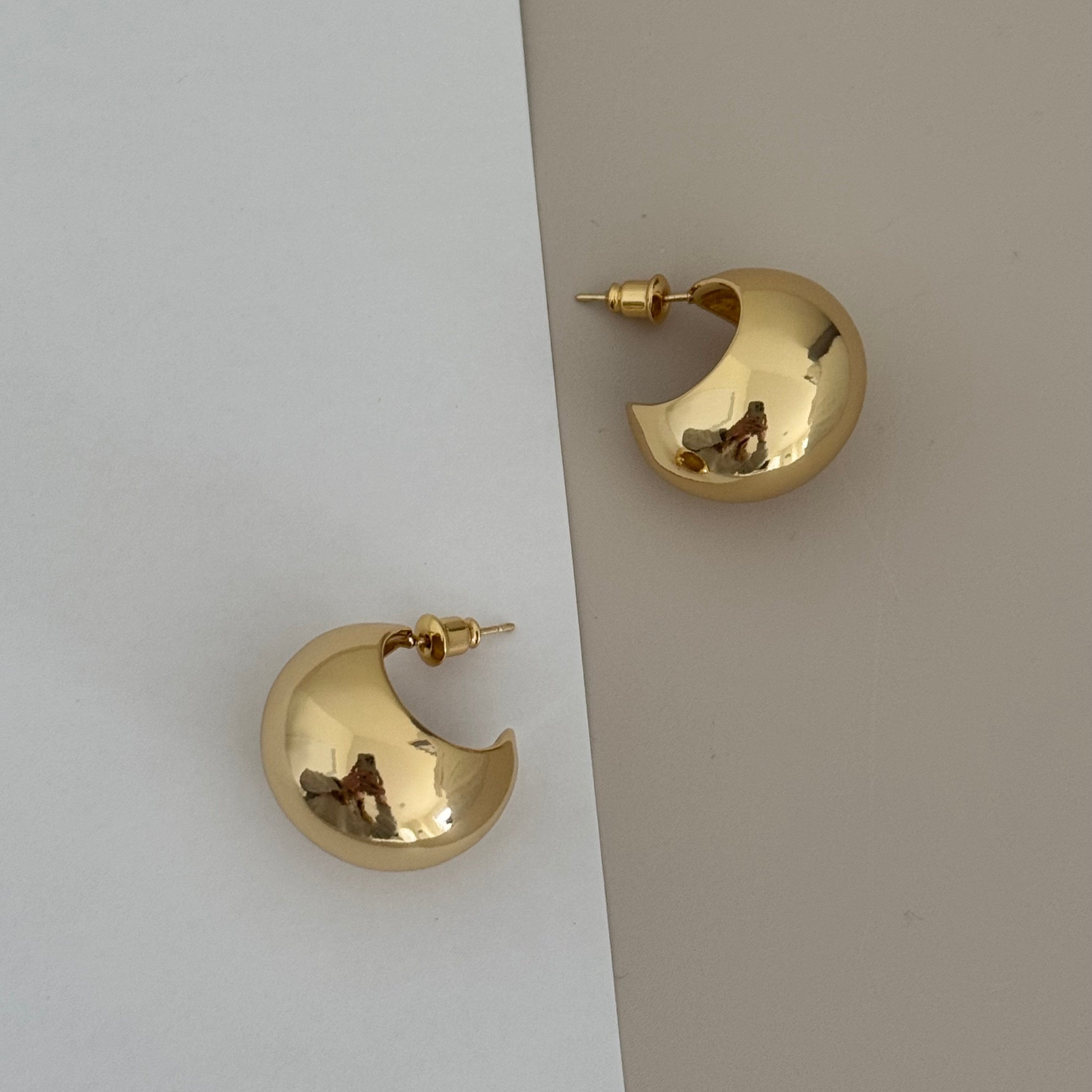 Gold Earring