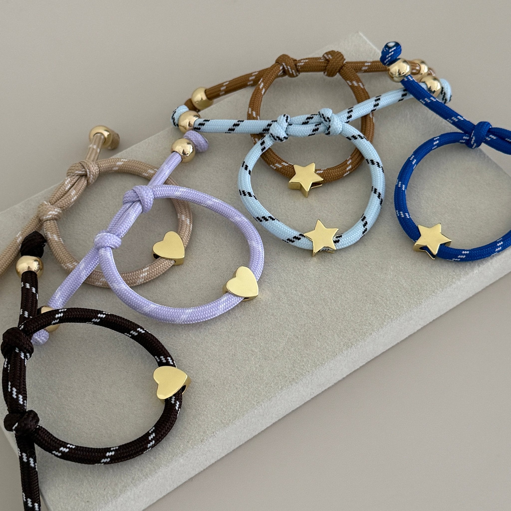 Adjustable Cord Charm Bracelet - Bracelet | LimaLimón Store - 1