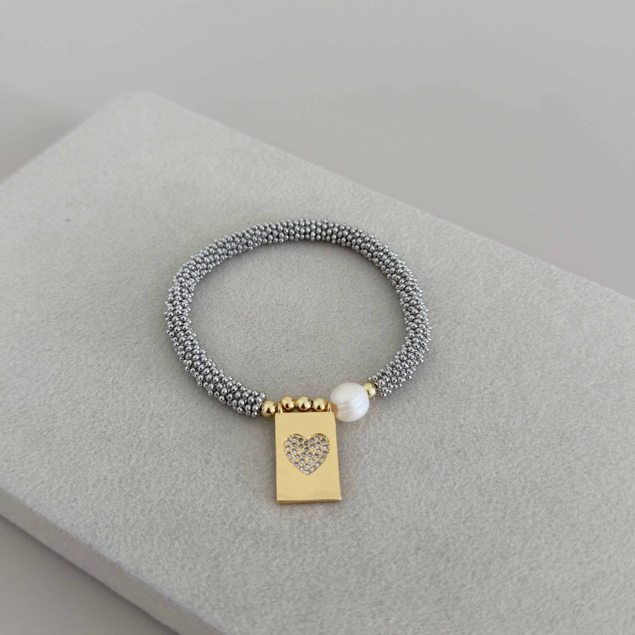 Amora Heart Charm Bracelet - Bracelets | LimaLimón Store - 4