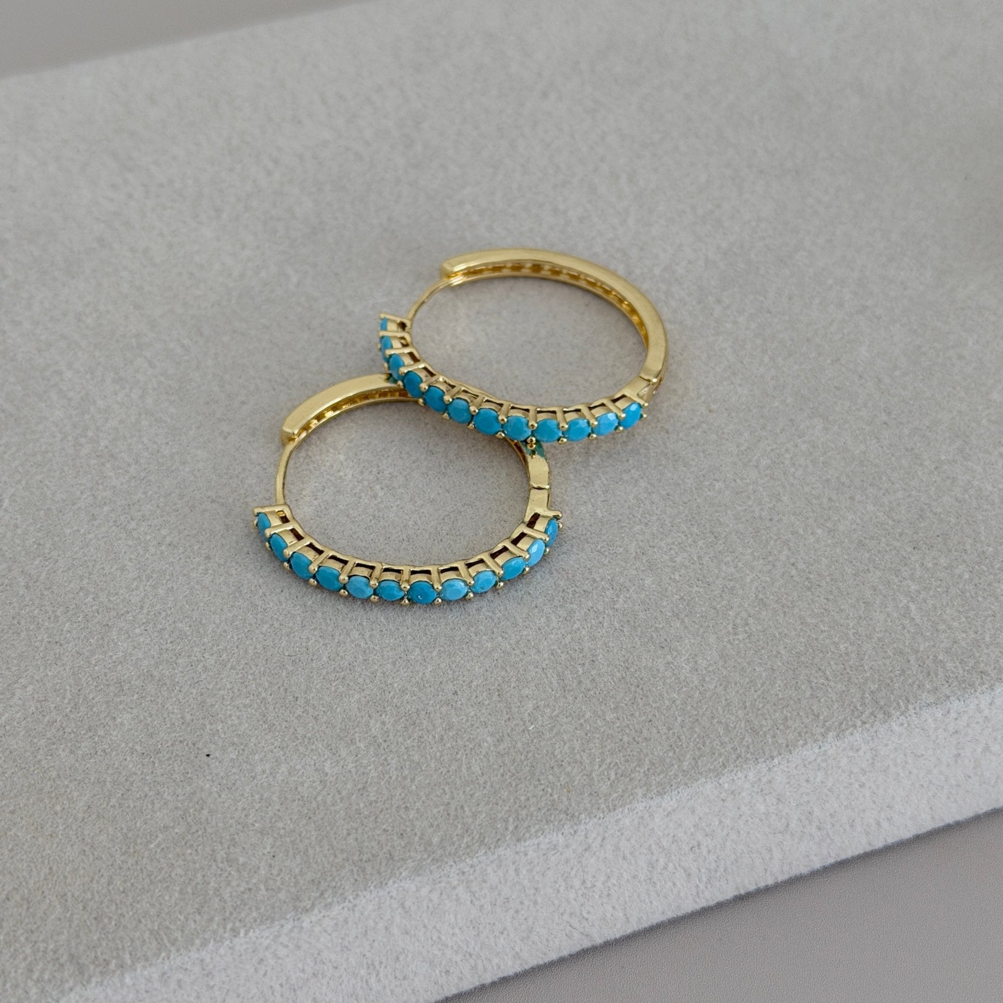 Aria Pavé Hoop Earrings - Earring | LimaLimón Store - 3