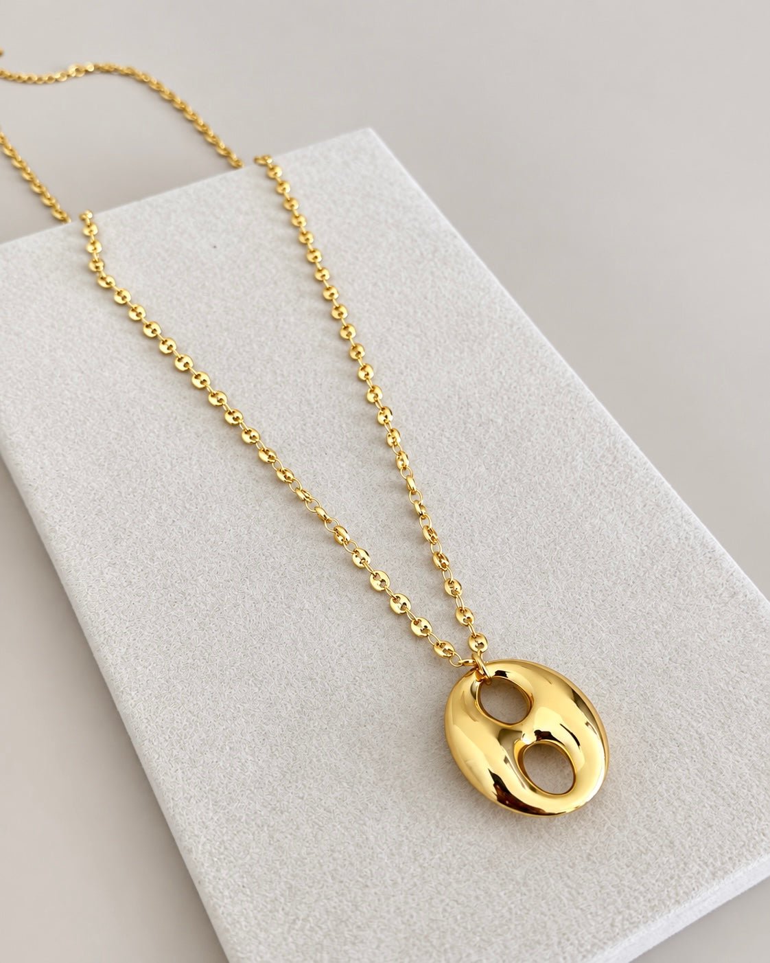 Aura Oval Long Necklace - Necklace | LimaLimón Store - 1