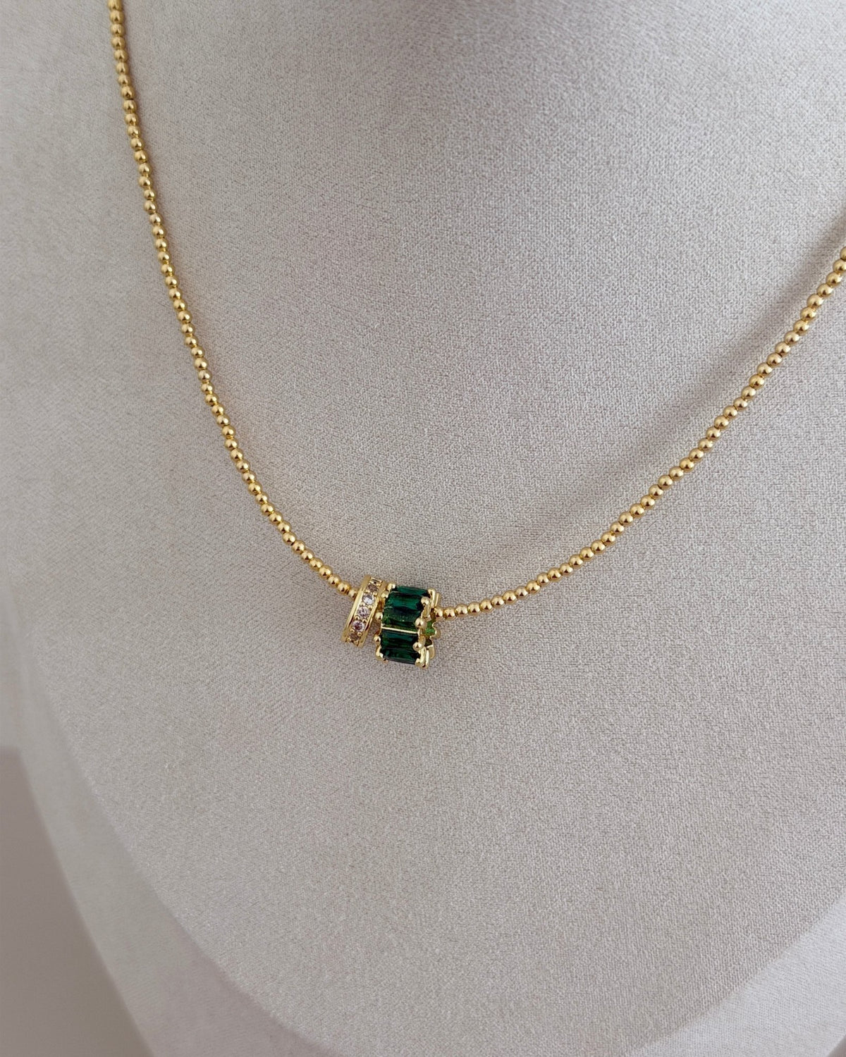 Aurora Crystal Bead Necklace - Necklaces | LimaLimón Store - 5