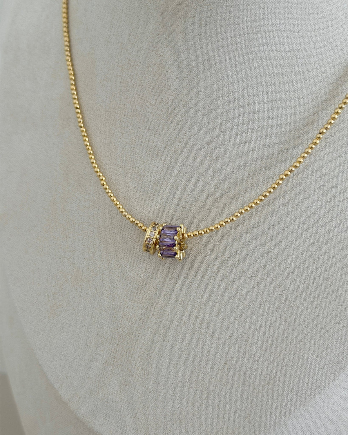 Aurora Crystal Bead Necklace - Necklaces | LimaLimón Store - 3