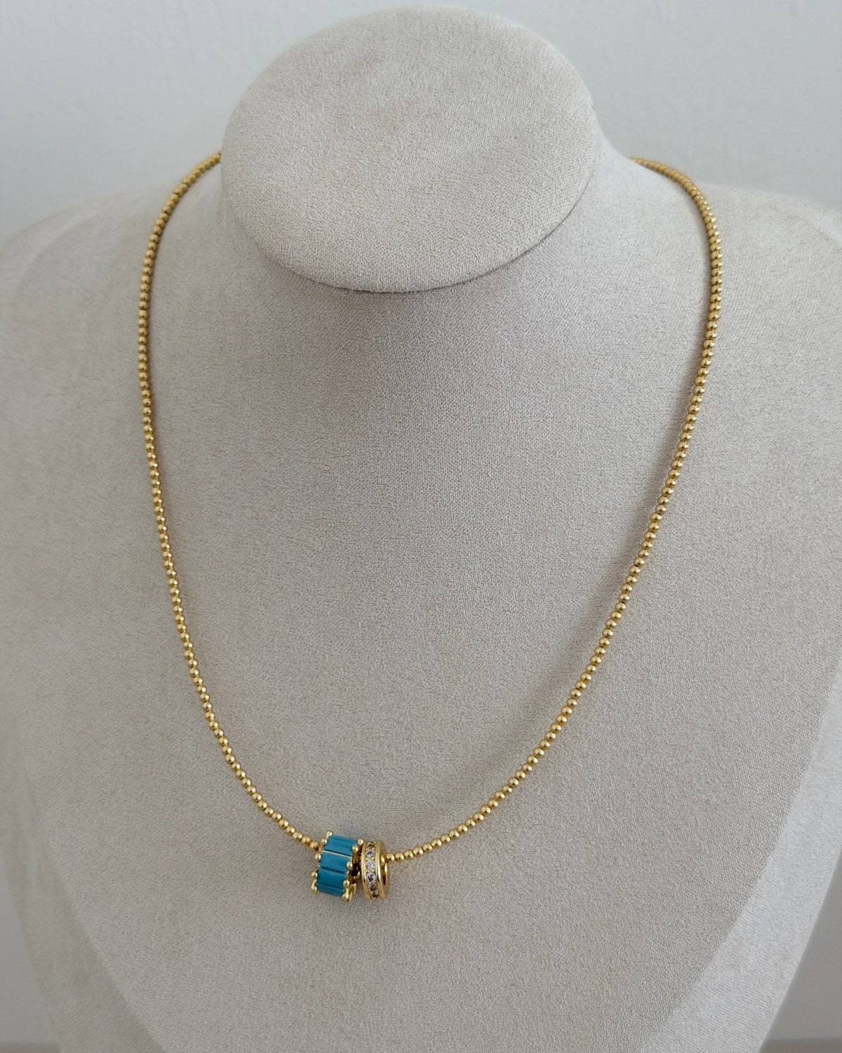 Aurora Crystal Bead Necklace - Necklaces | LimaLimón Store - 6