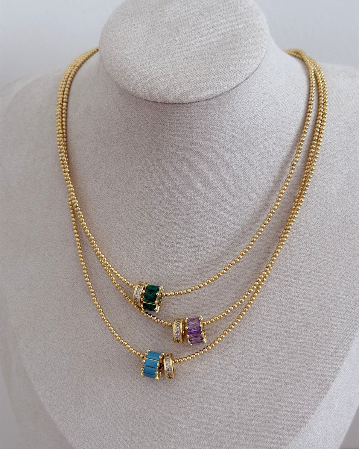 Aurora Crystal Bead Necklace - Necklaces | LimaLimón Store - 10