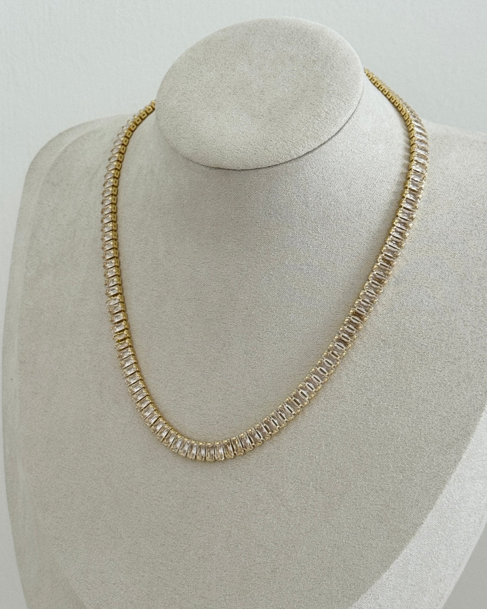 Baguette Spark Necklace - Necklaces | LimaLimón Store - 2