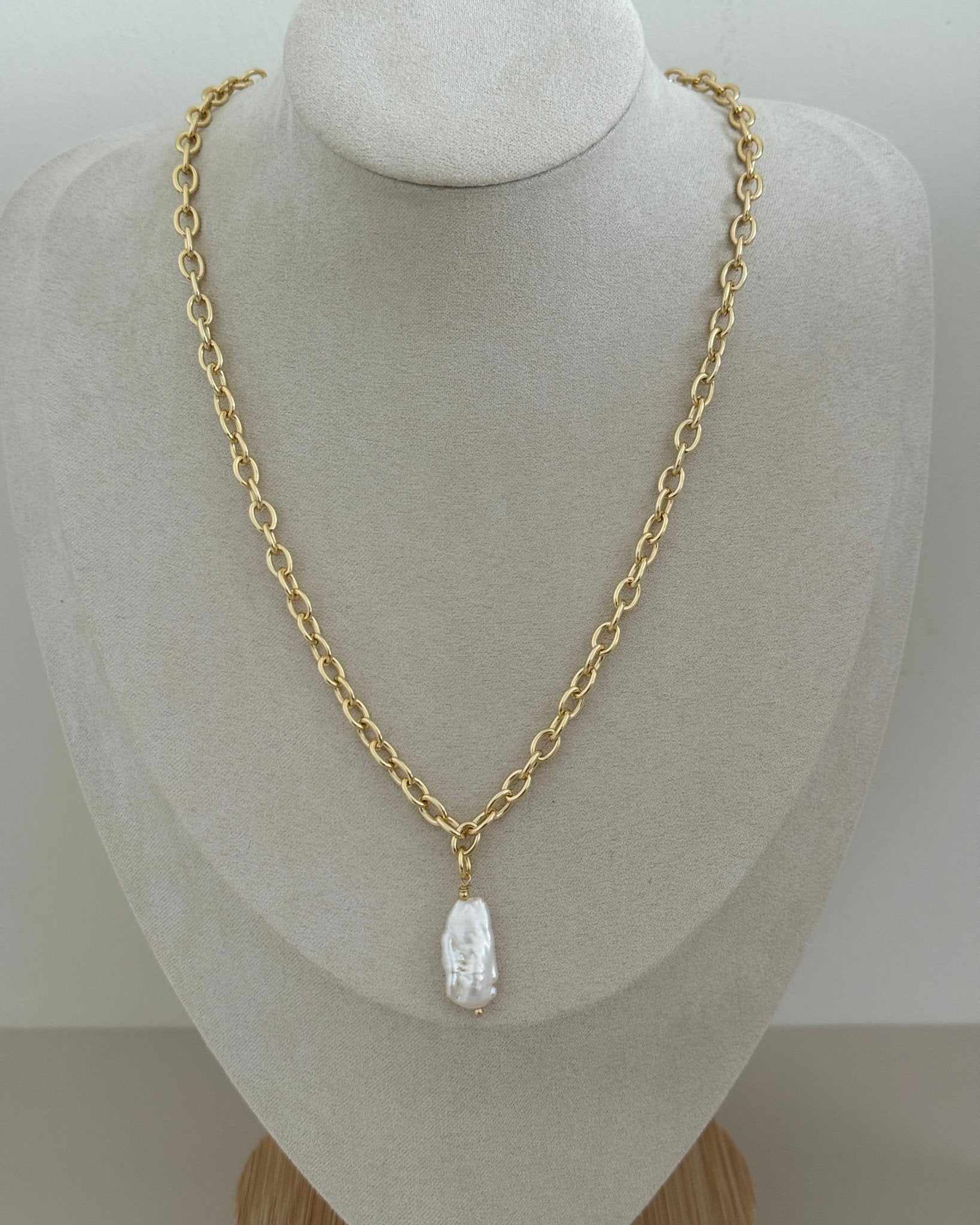 Baroque Pearl Chain Necklace - Necklaces | LimaLimón Store - 2