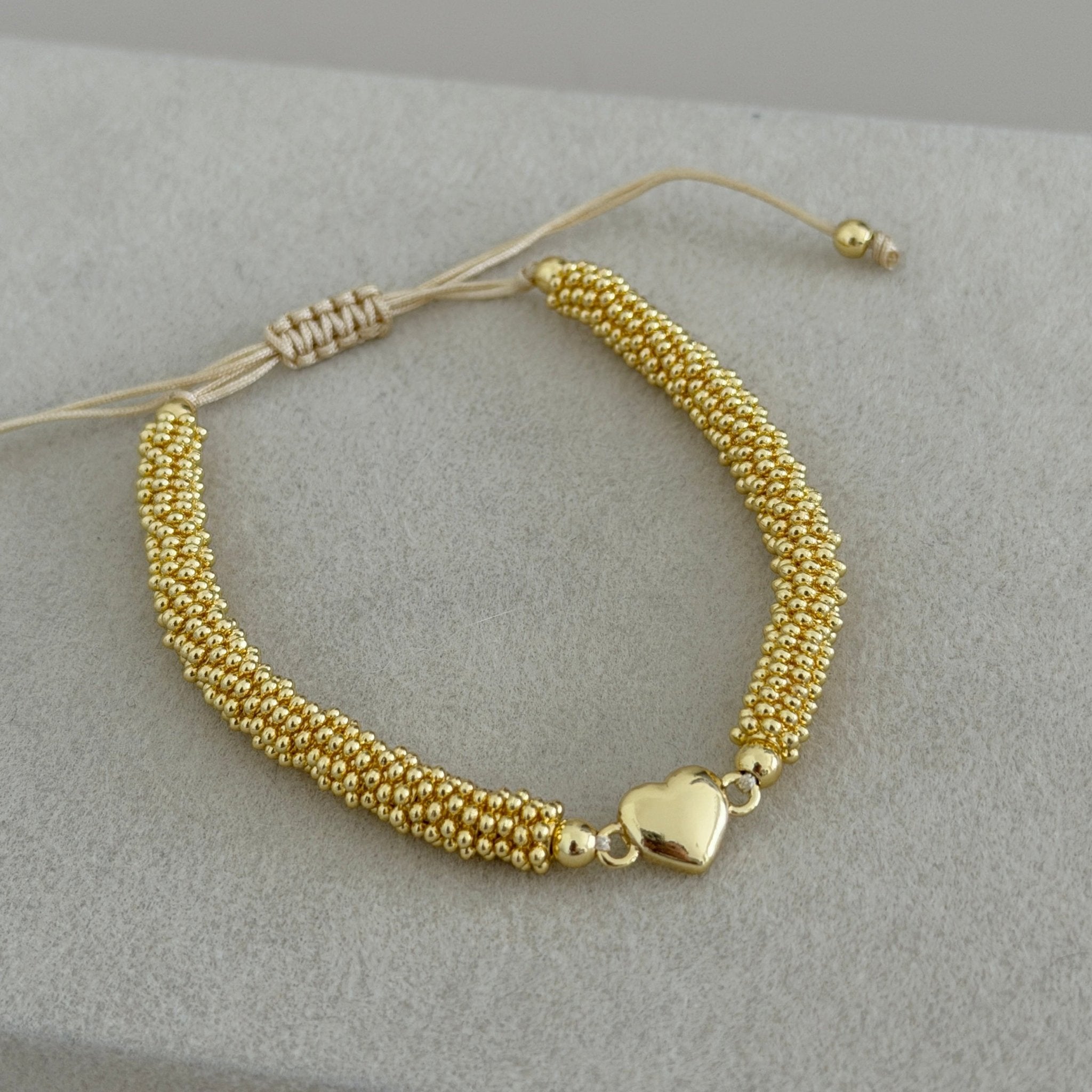 Beaded Heart Adjustable Bracelet - Bracelet | LimaLimón Store - 3