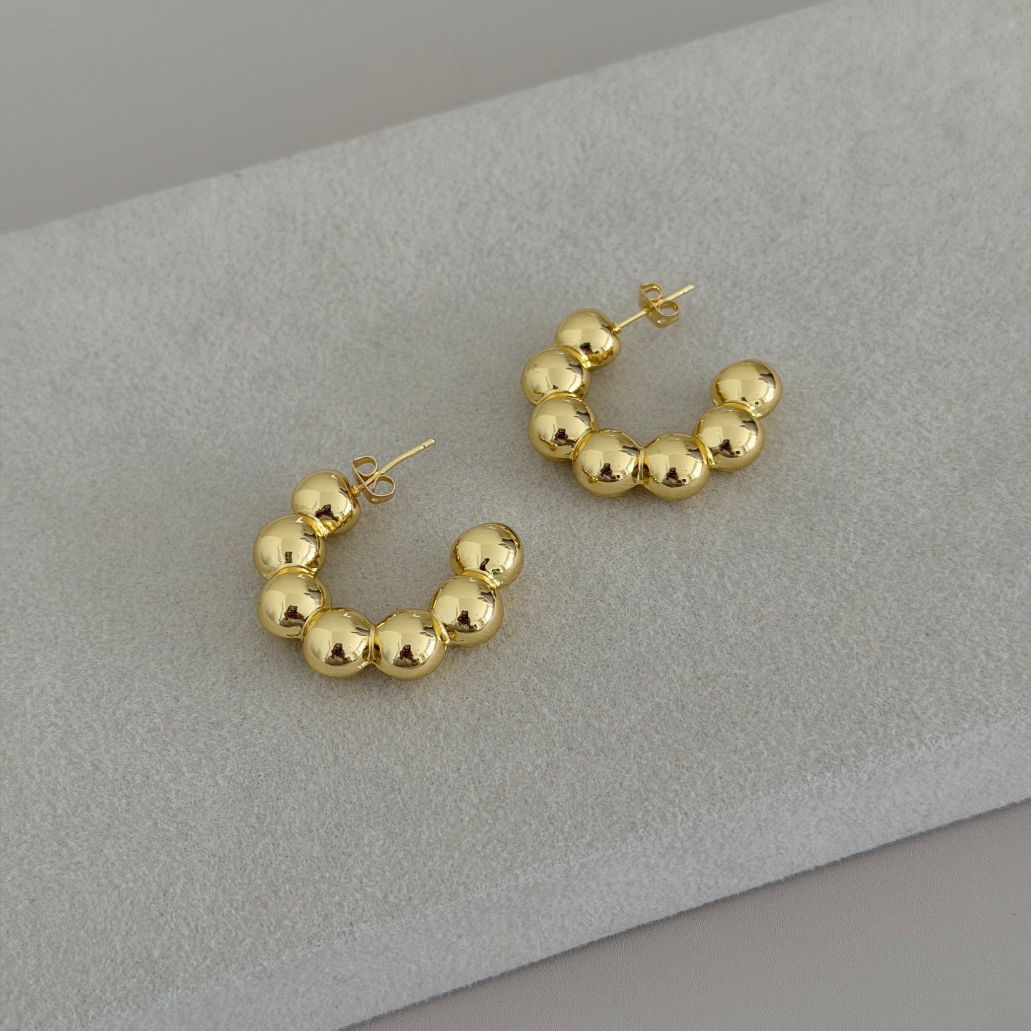 Beaded Hoop Earrings - Earring | LimaLimón Store - 1