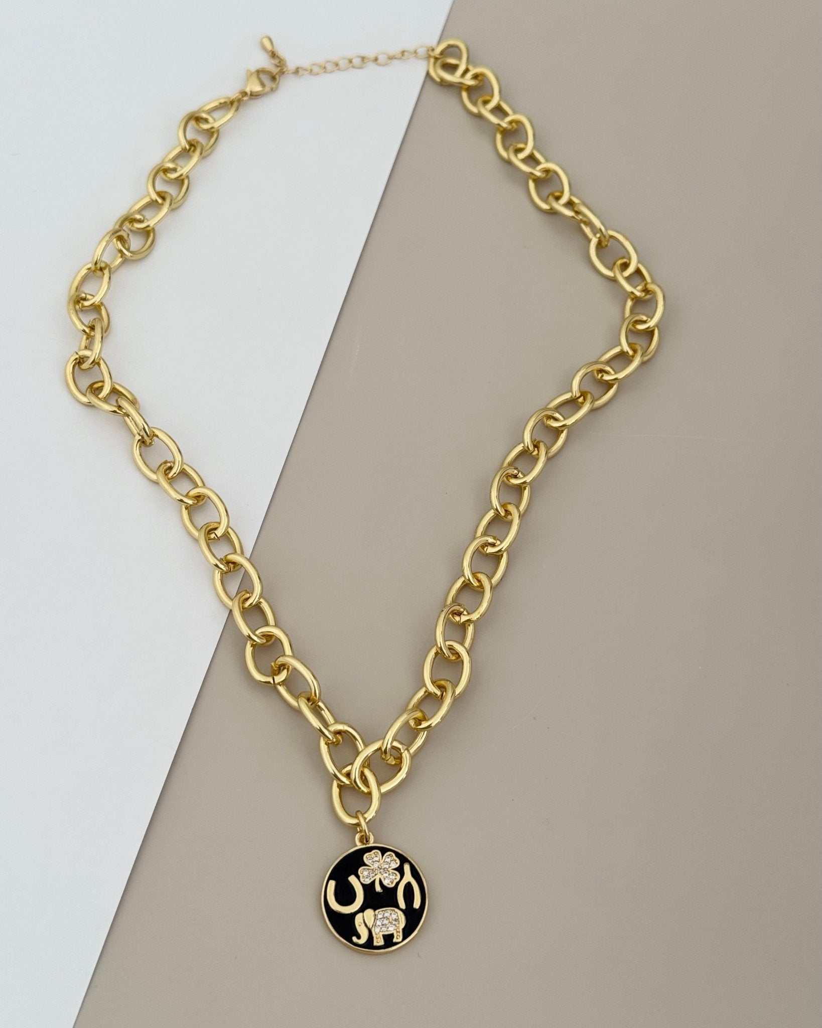 Black Charm Necklace - LimaLimón Store